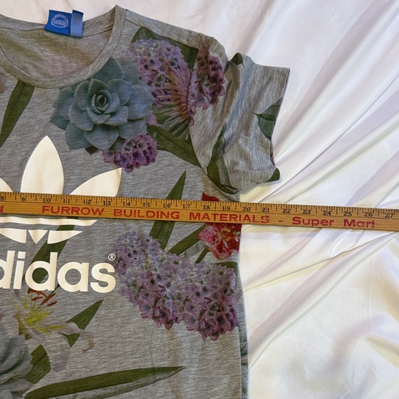 adidas Gray Short-Sleeve Tee with White Logo and Floral Print - Picture 8 of 9